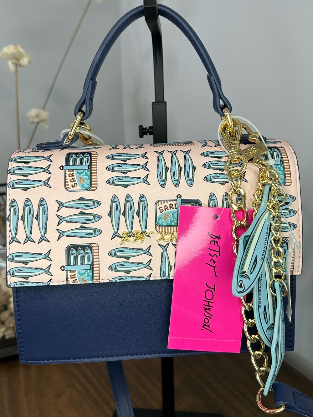 Betsey Johnson Sardine Tin Novelty Crossbody Bag Pink Navy Fish Charm Purse NWT